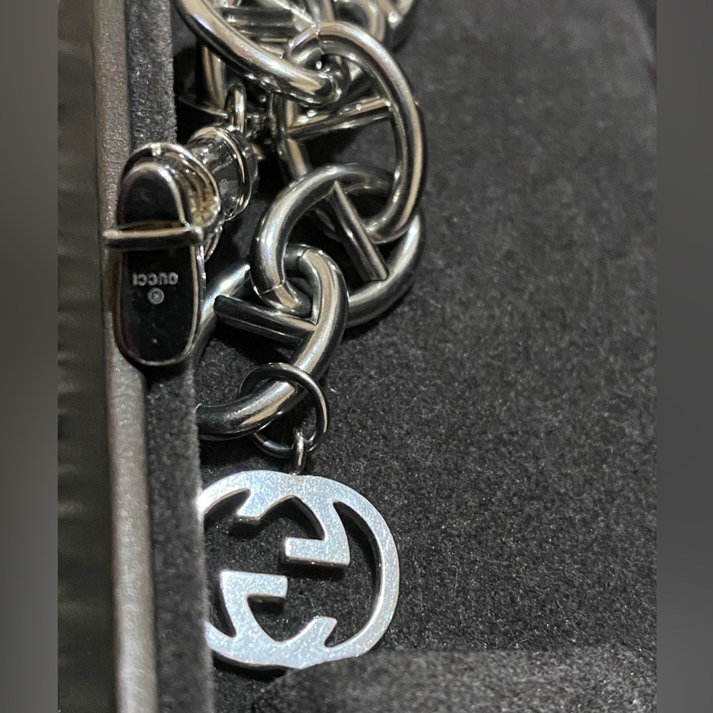 GUCCI Watch - Picture 5 of 11